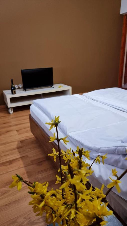 Relax Apartman Siofok-Sosto Zewnętrze zdjęcie
