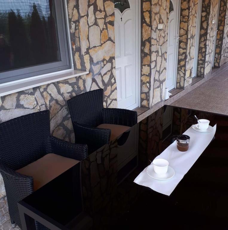 Relax Apartman Siofok-Sosto Zewnętrze zdjęcie