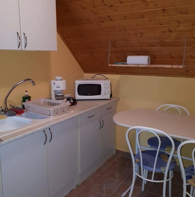 Relax Apartman Siofok-Sosto Zewnętrze zdjęcie